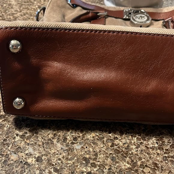 Michael Kors tote purse. $30!!!!!! - Picture 12 of 12